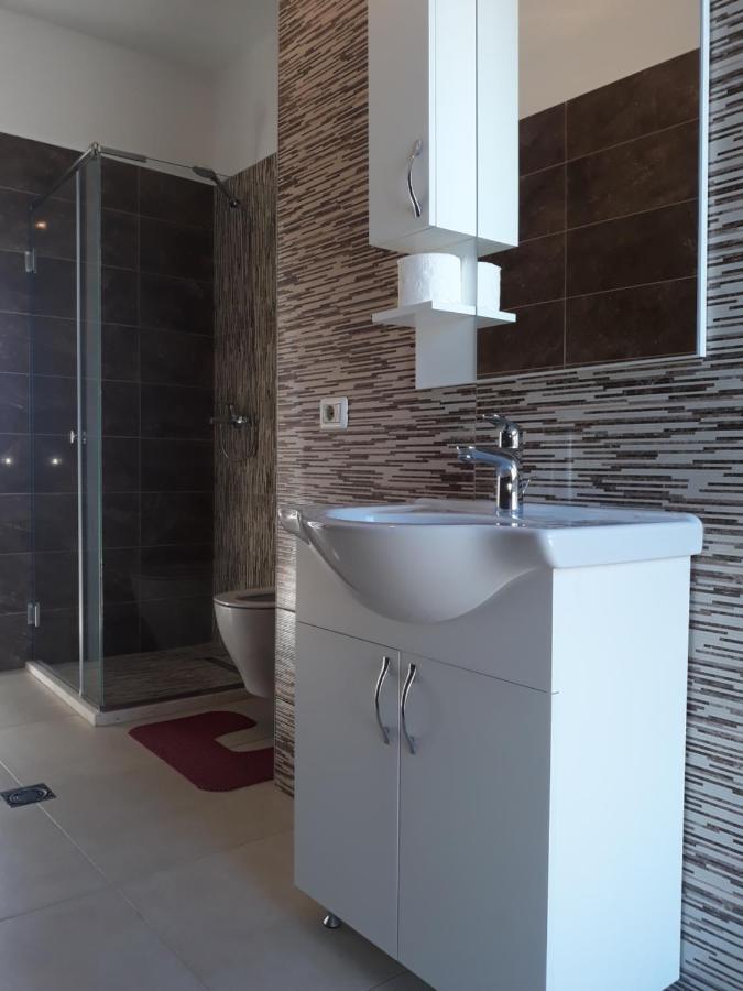 Guesthouse Bela Tiran Dış mekan fotoğraf